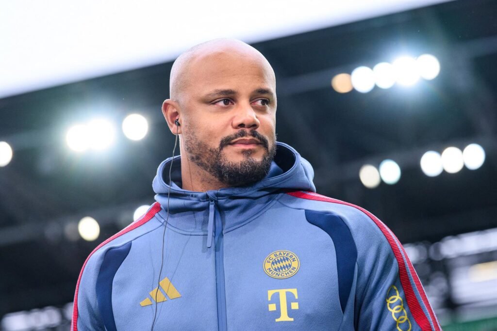 Vincent Kompany, entrenador del Bayern, es hospitalizado tras desplomarse